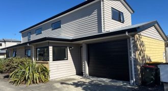 1/2 Pitt Street