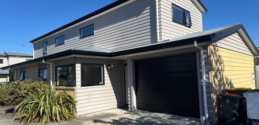 1/2 Pitt Street