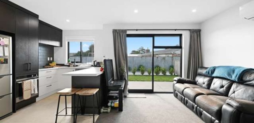2/1136A Heaphy Terrace